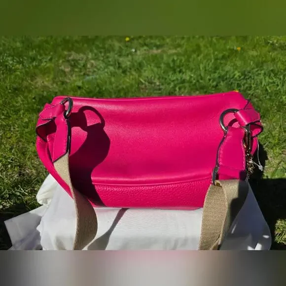 Michael Kors Pink Maisie Large Pebbled 2-in-1 Sling Pack - Picture 3 of 11